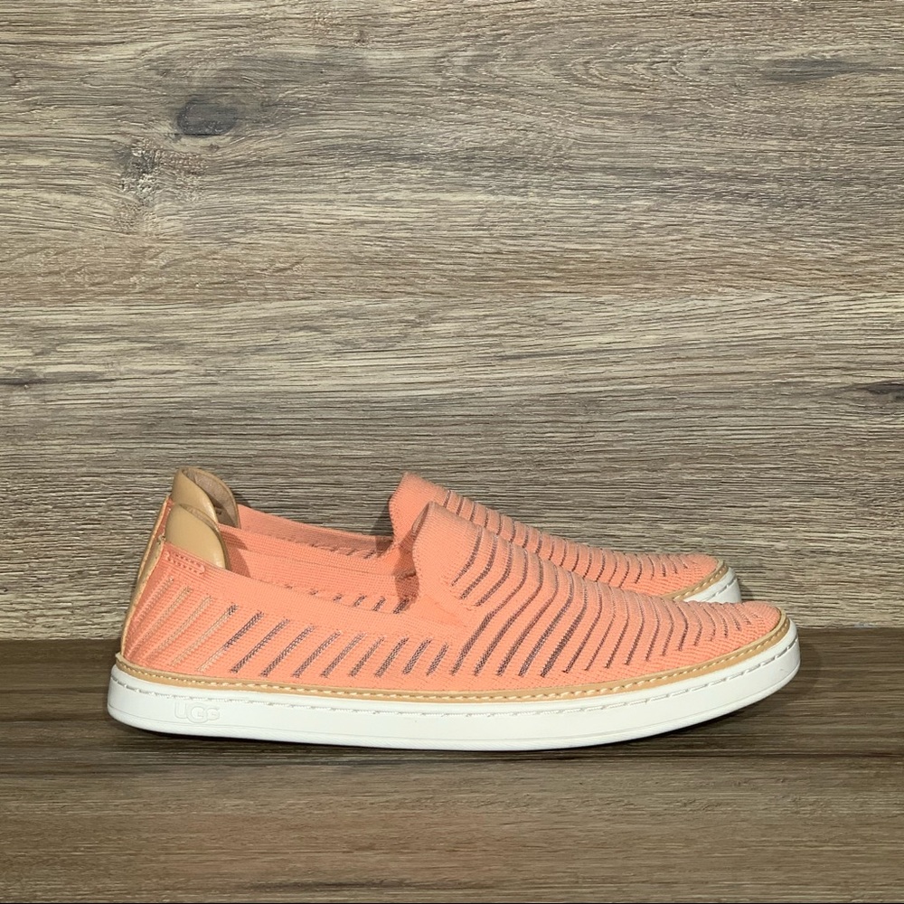 UGG Sammy Breeze Slip-On Sneaker Sz- 7
